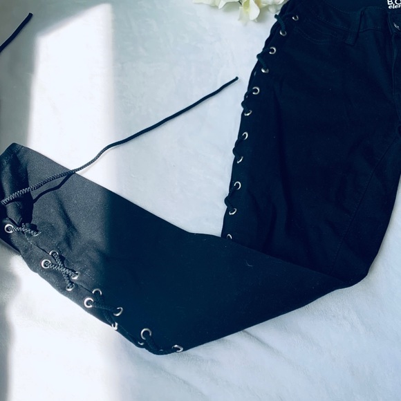 Black Skinny Jeans - Picture 2 of 6